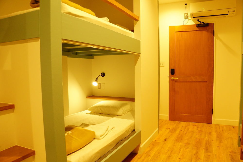 The Next Door Hostel Lower East Nine Kyoto Bagian luar foto